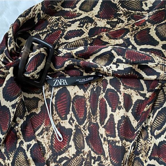 ZARA WMN'S Animal Print Shirt‎ Flowy V-neck Top Blouse S NWOT - Picture 12 of 16